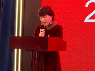 1总经理宫锦梅发言致辞.jpg